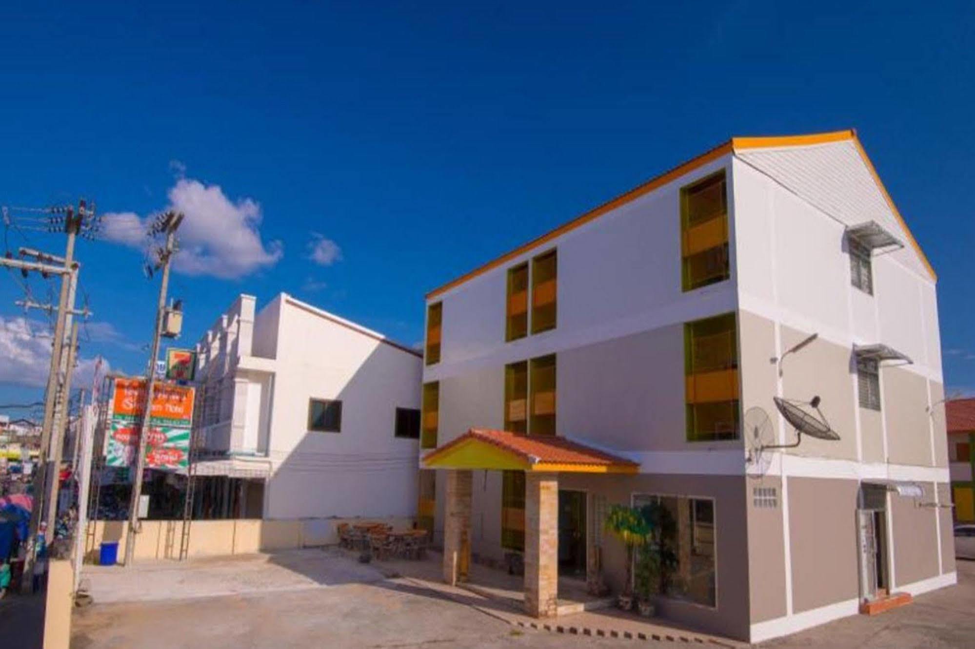 S1 City Hotel Buriram Exterior foto